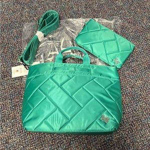 Lug tenor Kelly green with free pen